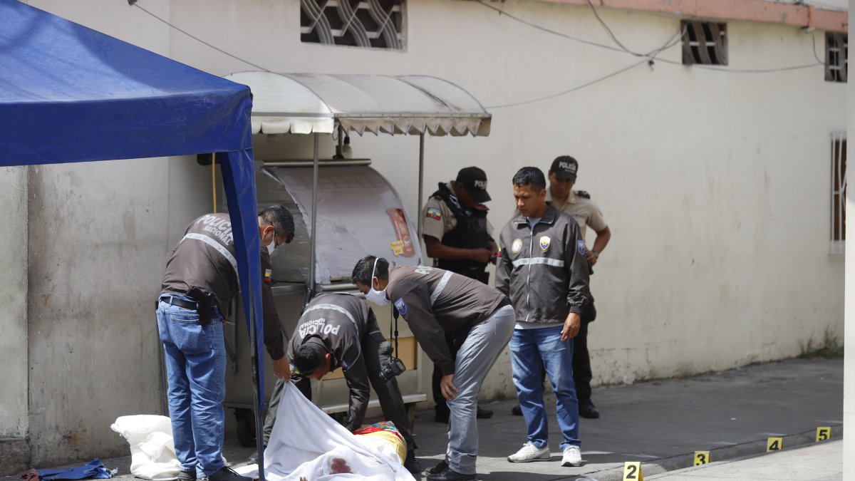 Referencial. A pesar del estado de excepción, los asesinatos al estilo sicariato en Guayaquil continúan.