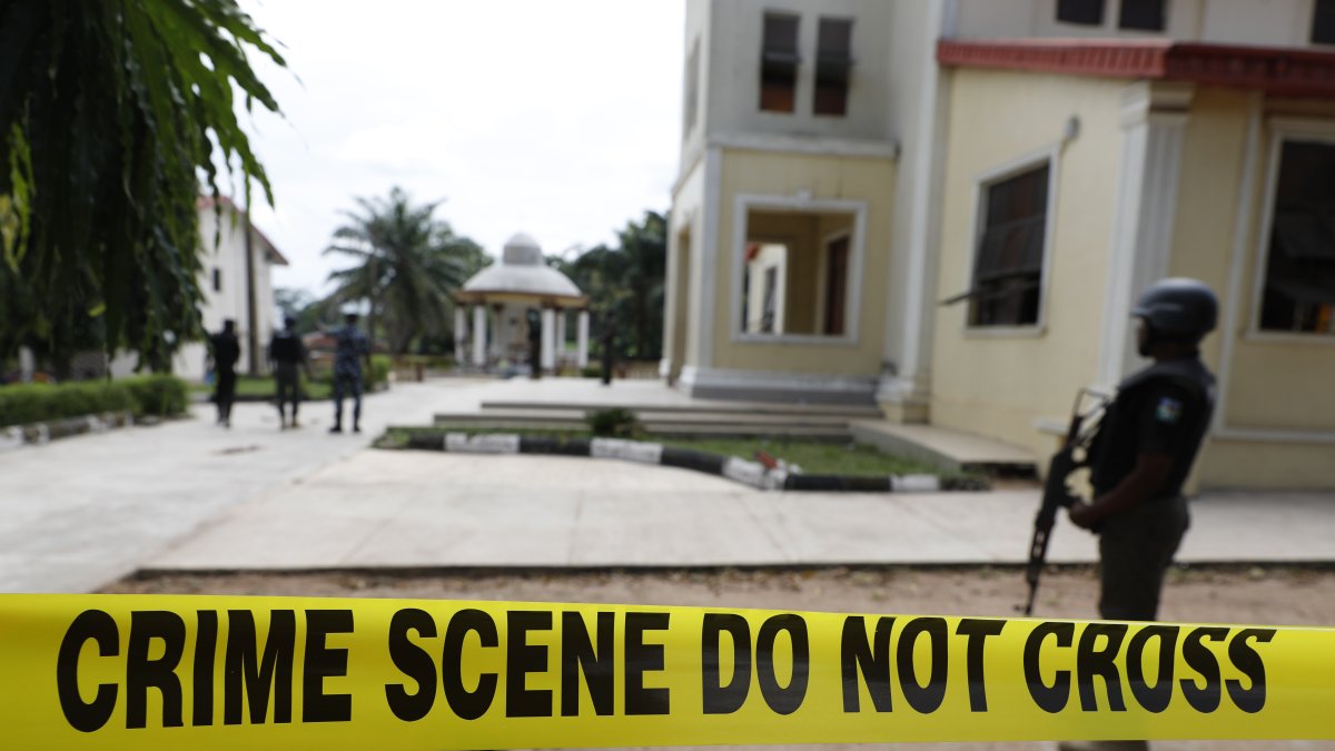 Foto de la iglesia católica de Ondo (suroeste de Nigeria), donde hombres armados irrumpieron el domingo 6 y mataron a al menos 40 personas