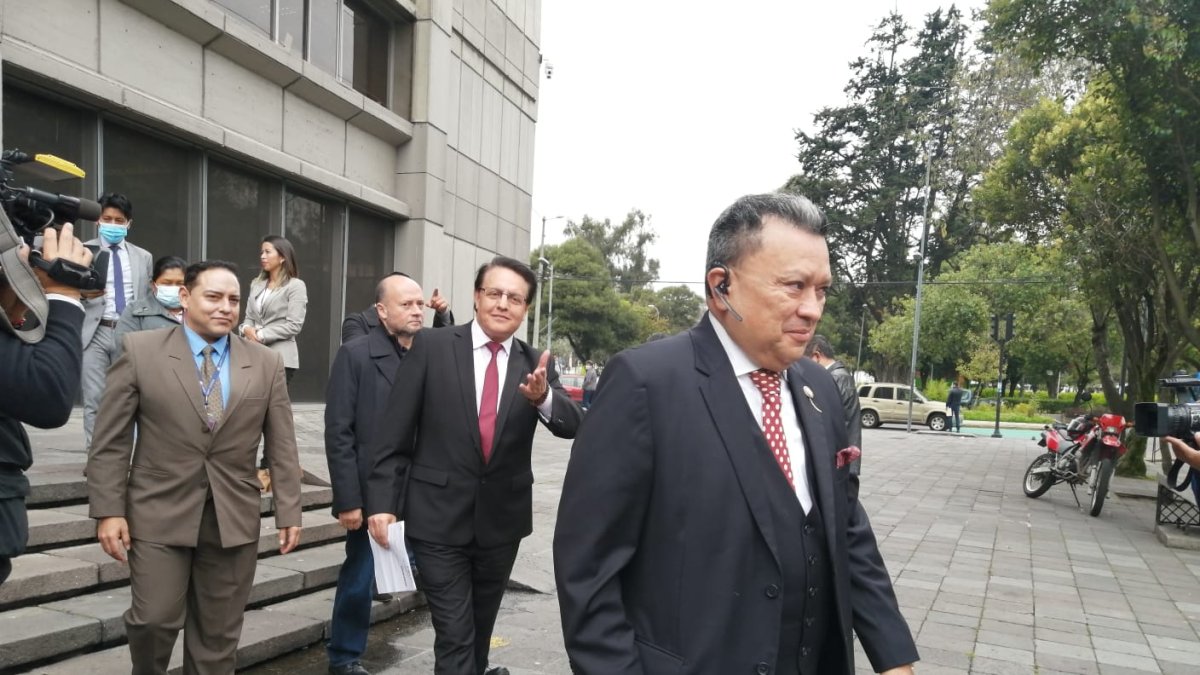Fiscalía. Los legisladores Ricardo Vanegas y Fernando Villavicencio presentaron un pedido de acto urgente para que Aleaga sea investigado