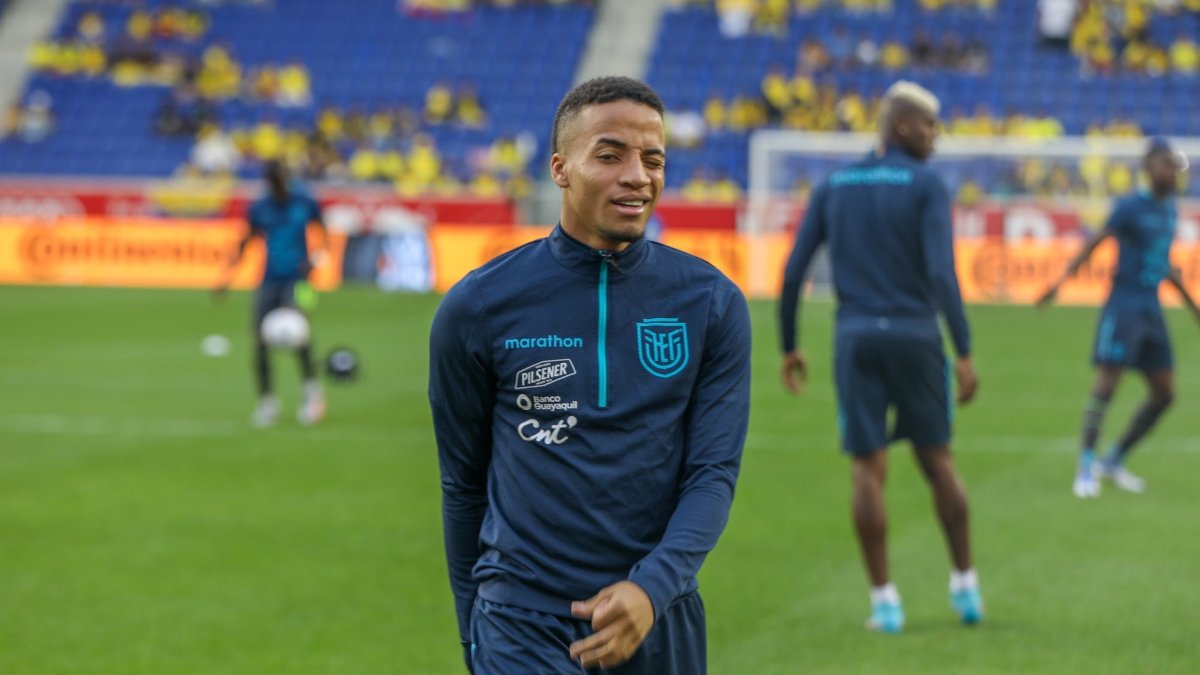 Byron Castillo, jugador ecuatoriano, cuya identidad ha sido cuestionada.