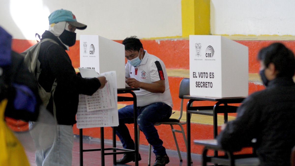 El pasado proceso electoral fue la elección presidencial y de la Asamblea Nacional. 