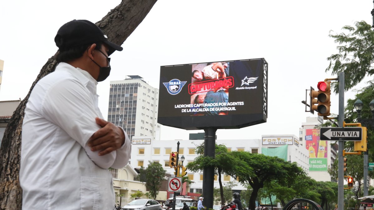 Iniciativa. Según la Alcaldía, las imágenes de los detenidos en flagrancia aparecerán en 20 vallas que están en diferentes sectores de la ciudad.