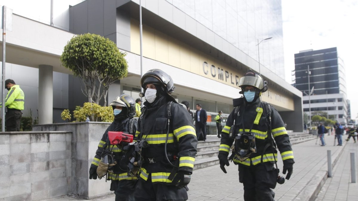 Amenaza. Una alerta de bomba obligó a la evacuación del Complejo Judicial Norte.