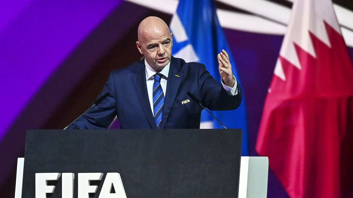 Infantino asistió en Doha a las dos eliminatorias intercontinentales de repesca.