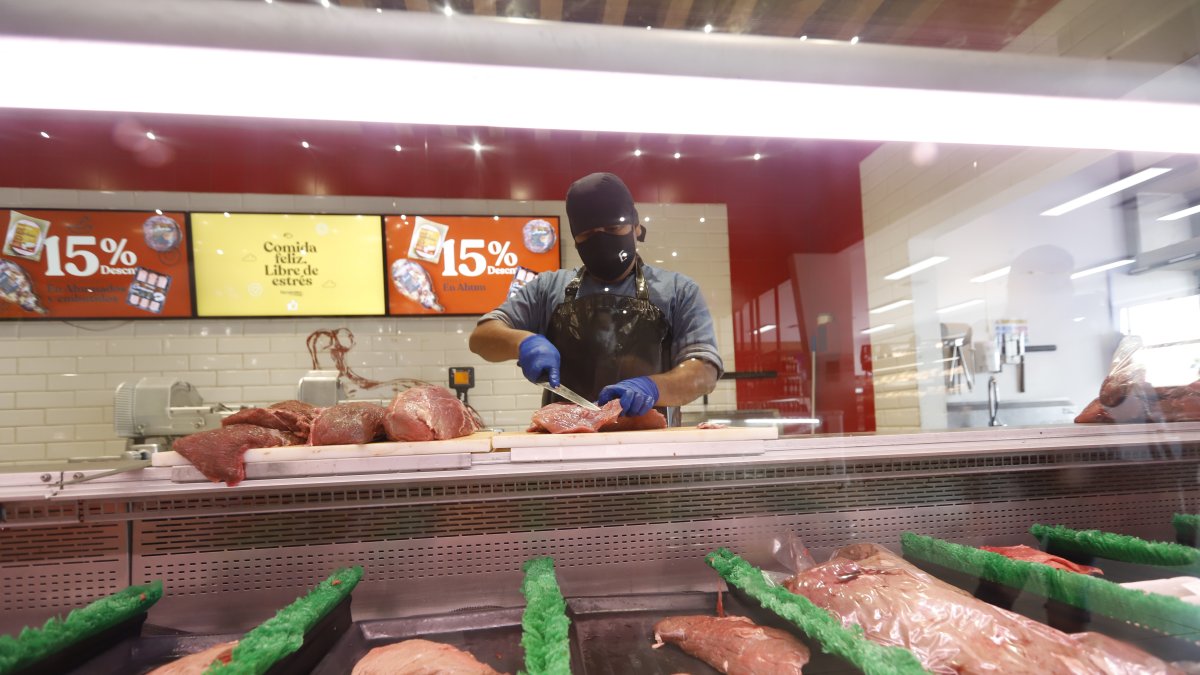 Valor. Los clientes buscan los descuentos para esta fecha, y seleccionan lo que más se ajuste a sus familias.