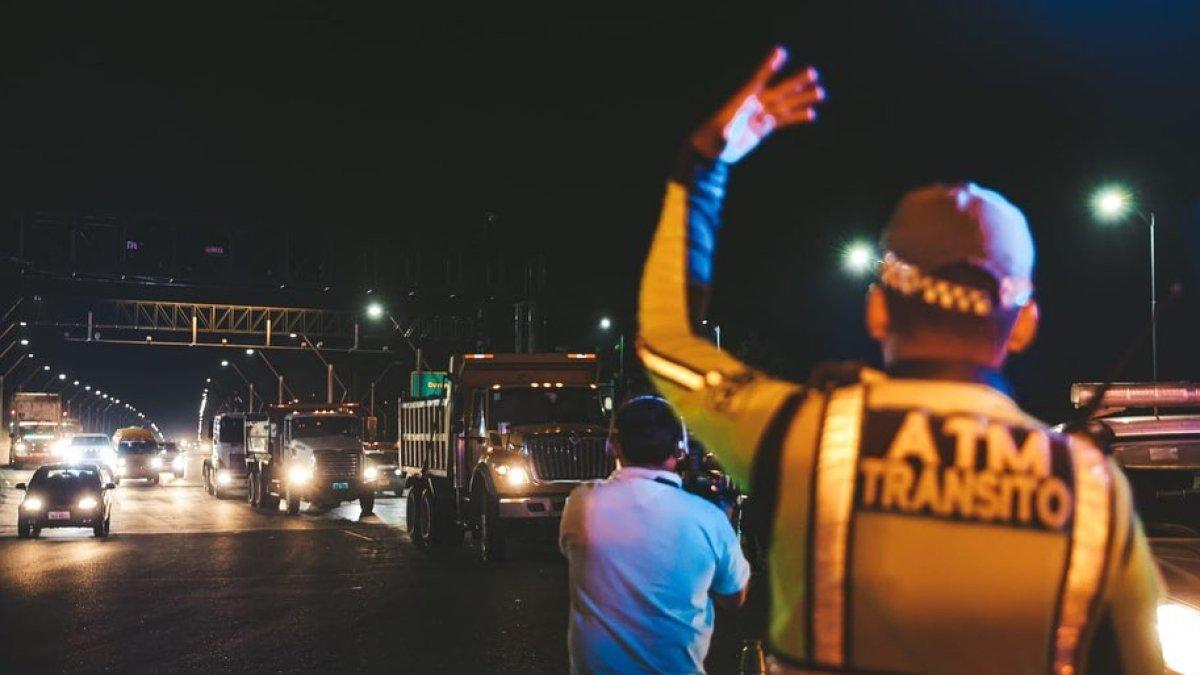 Se desconoce por cuánto tiempo permanecerán allí las volquetas que se encuentran en los puntos