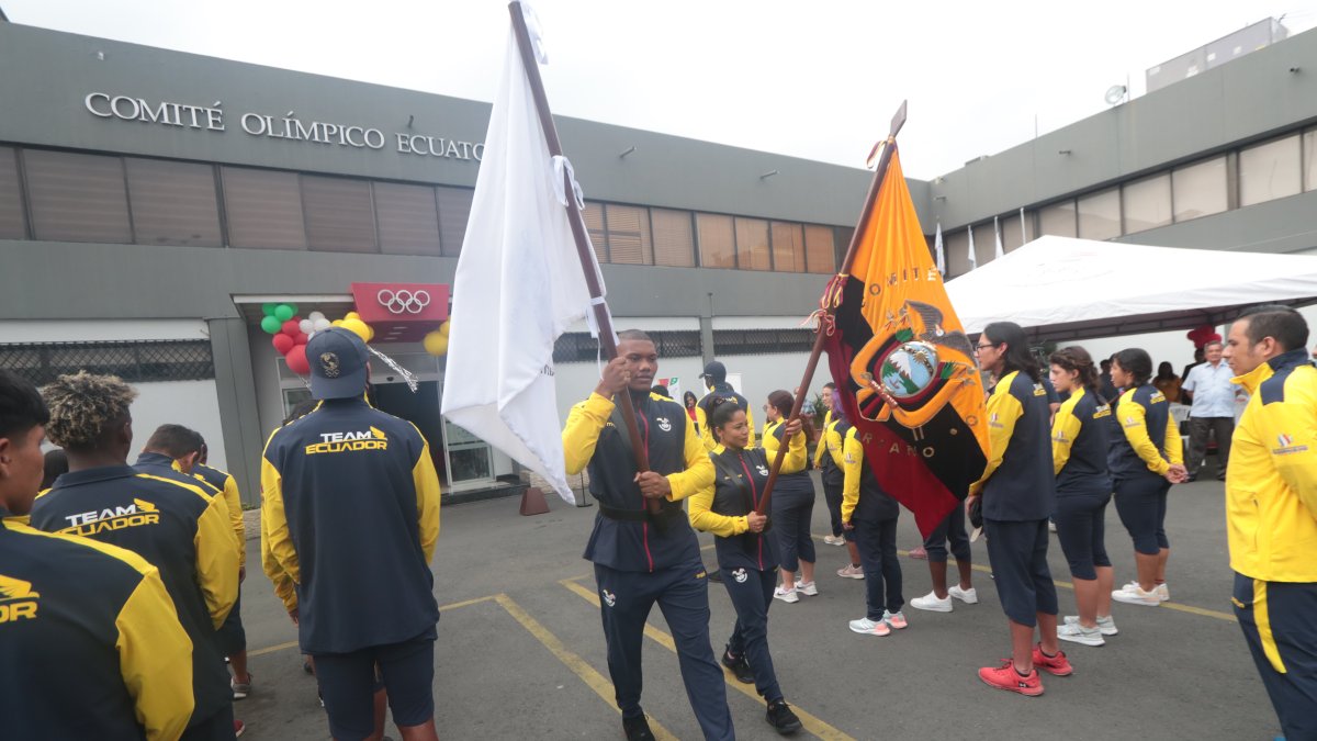 Gerlon Congo y Alecandra Escobar cobijaron a los integrantes del Team Ecuador.