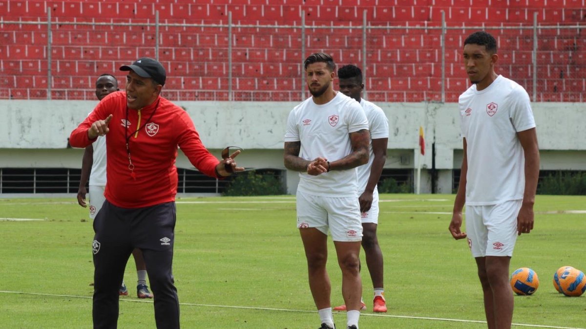 Desde que llegó César Farías, el equipo oriental se mantiene invicto en los partidos oficiales. Cerró la primera etapa a cuatro puntos del líder. Está en zona de Sudamericana.