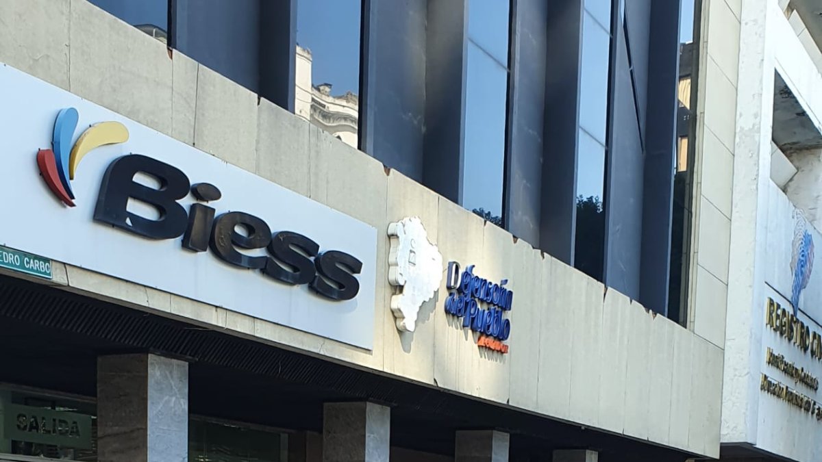 Atención. La percepción ciudadana sobre la calidad del servicio que ofrecen las instituciones públicas es negativa.