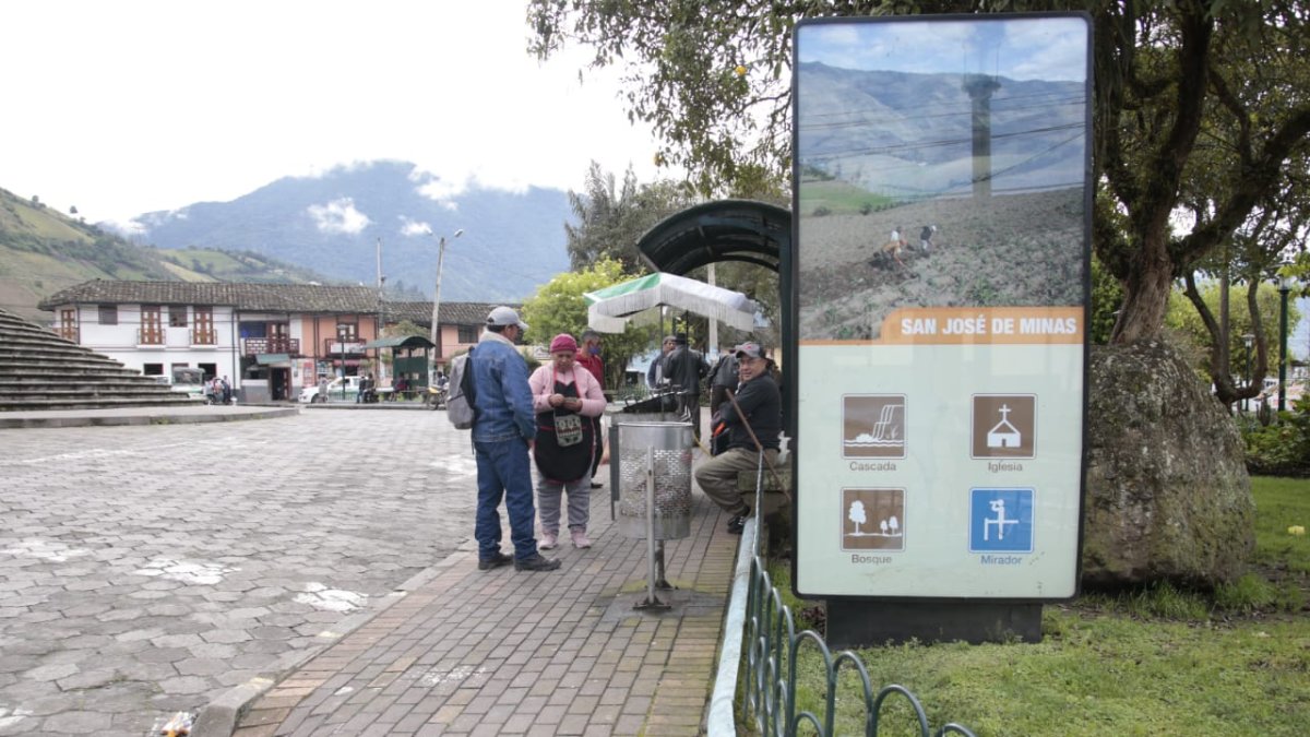 En el sector de San José de Minas noroccidente de Quito y San Miguel del Común total normalidad ante el paro.