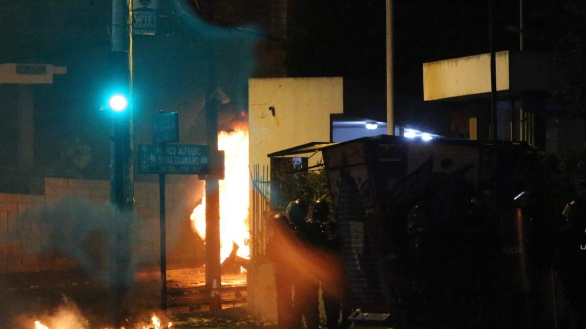 av. Patria y 12 de octubre.