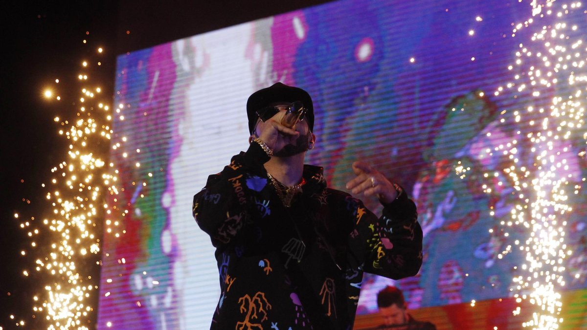 Fotografía de archivo del artista puertorriqueño Yandel .