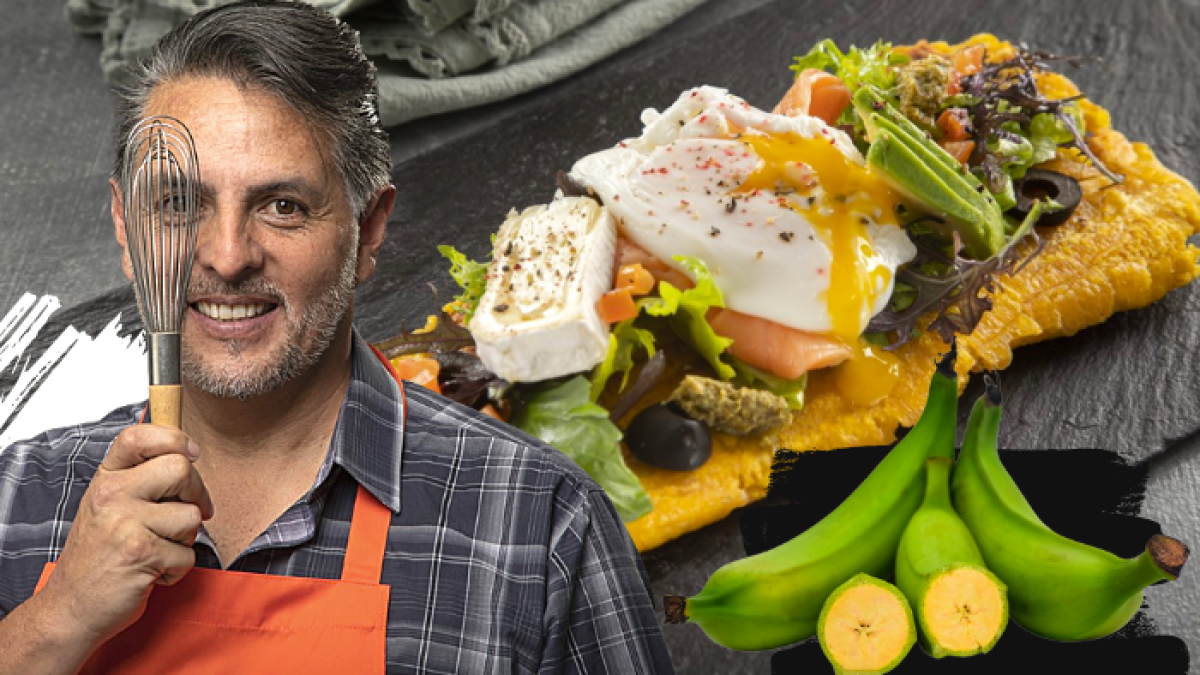 El chef Mauricio Armendaris junto al delicioso plato Tostón avochado.f