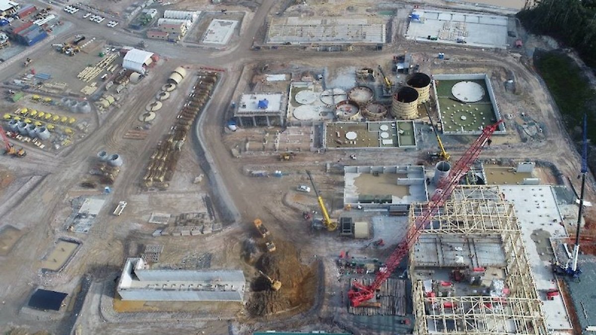 La producción minera ha parado en Fruta del Norte (Zamora Chinchipe) debido al cierre de vías.