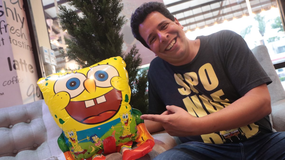 Luis celebra 30 años de trayectoria.