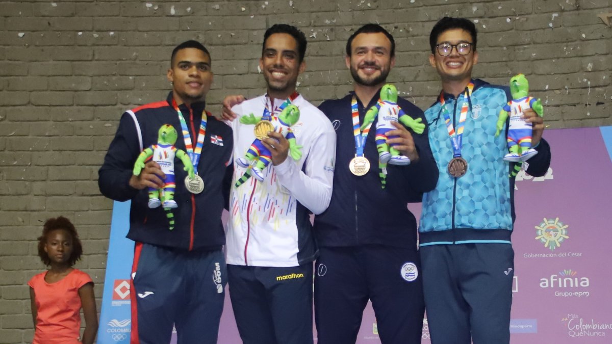 José, con el oro del kumite individual -84 kg. Al final de la tarde se llevó también la plata por equipos.