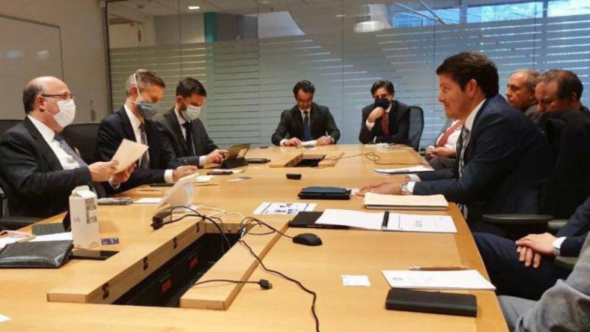 El Gobierno en reuniones con el FMI durante este año.