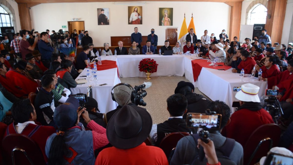 Casa tomada. Los garantes no garantizaron ni siquiera lo más elemental: un espacio neutral para el diálogo.