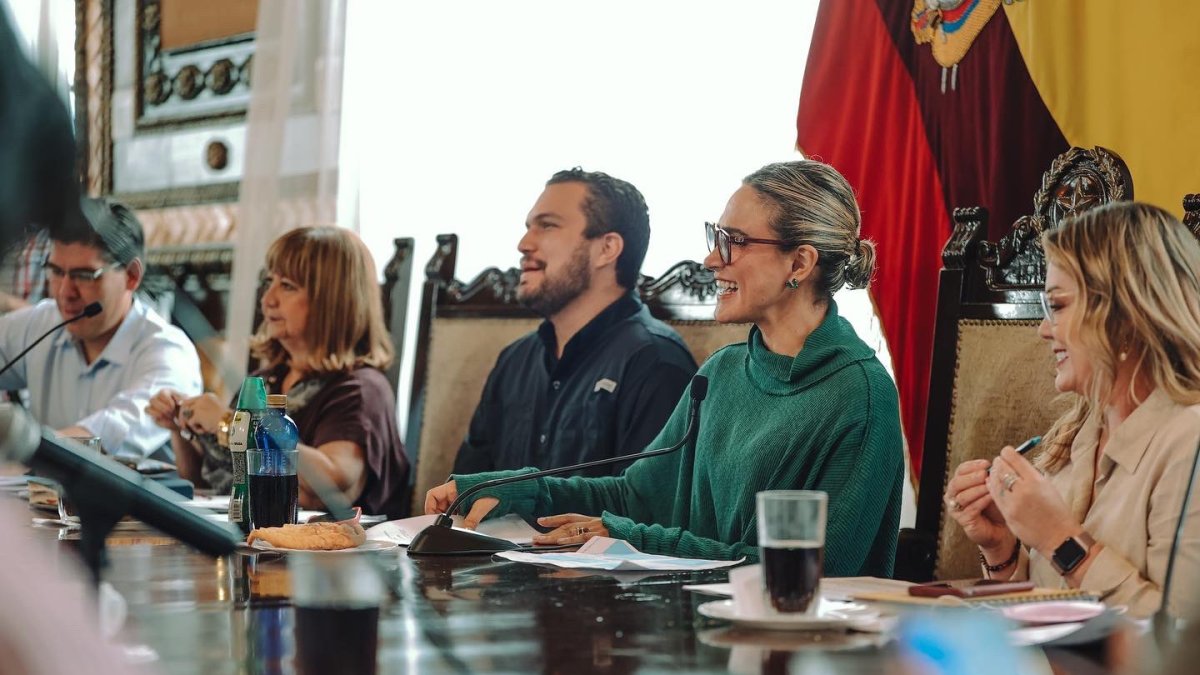 Cynthia Viteri en un reunión el 29 de junio.