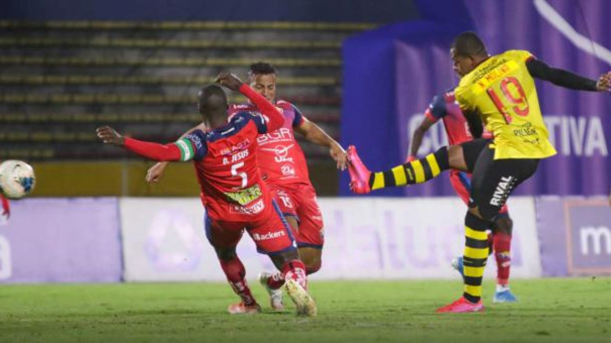 Nixon Molina marcó el gol del empate en el duelo del 2020.