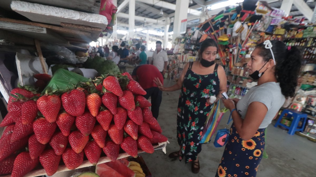 El segmento de productos alimentos y bebidas fueron los que más aumentaron de costo..