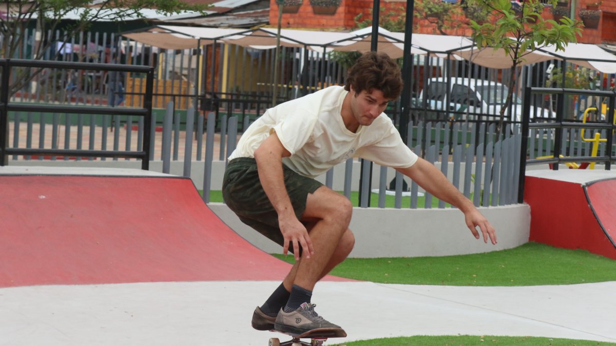 Las peticiones de los skaters de La Puntilla, publicadas por EXPRESO, se zanjaron con la obra. Aterrizan jóvenes hasta de Guayaquil y Daule. Relatan sus experiencias