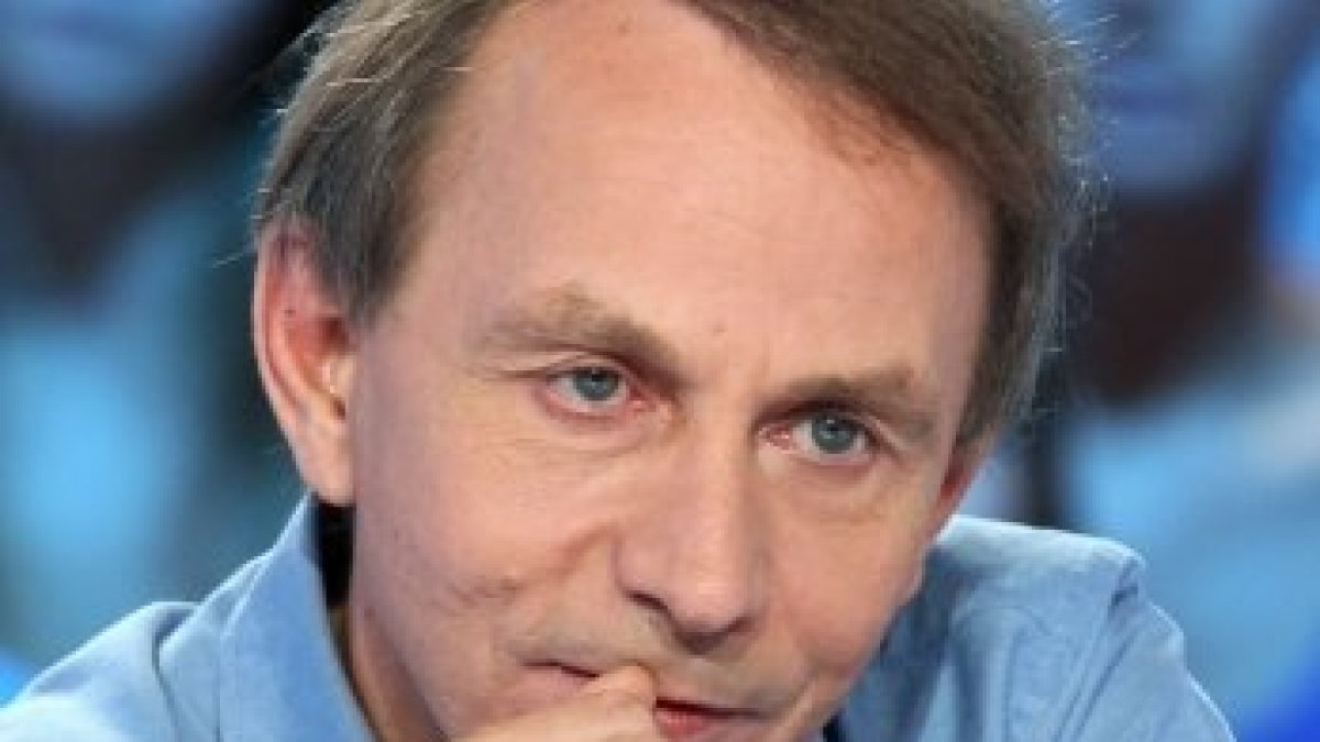 MICHEL HOUELLEBECQ ESCRITOR FRANCES