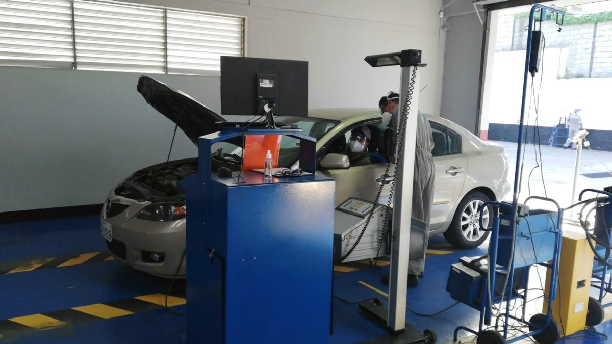 Superar la revisión técnica vehicular es un requisito obligatorio para matricular el auto