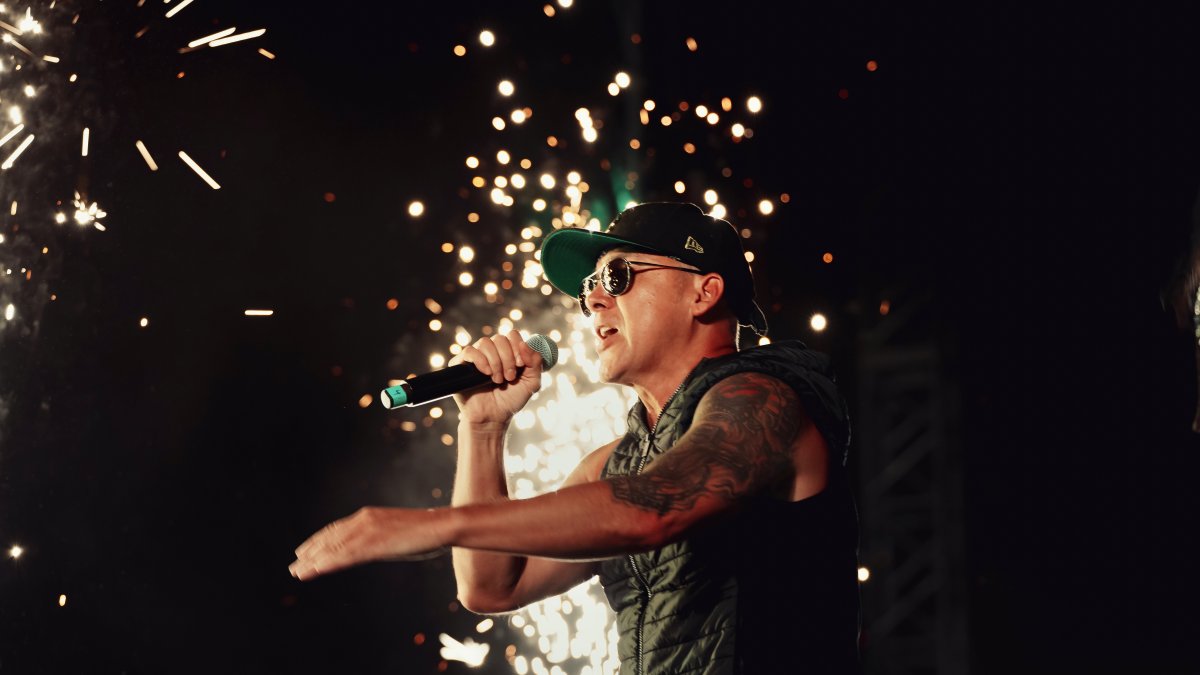 Gerardo Mejía es uno de los artistas más esperados en el Flashback 593