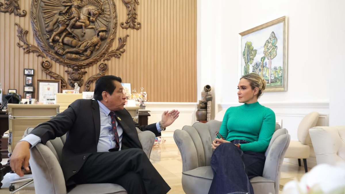 Cita. Las dos autoridades durante el encuentro.