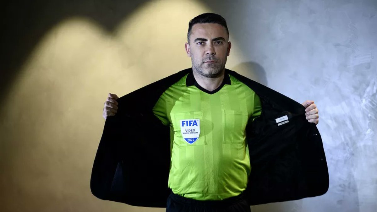 Igor Benevenuto, árbitro FIFA brasileño, reveló su que se vio obligado a ejercer