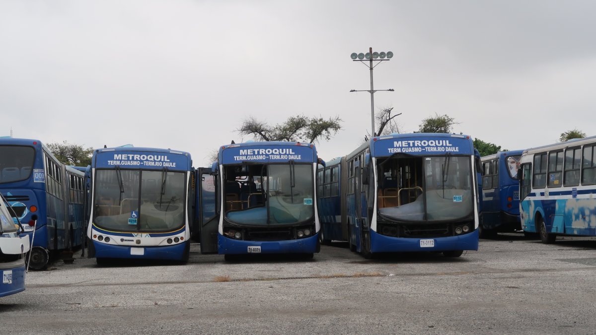 Realidad. Así se encuentran algunas unidades del sistema.