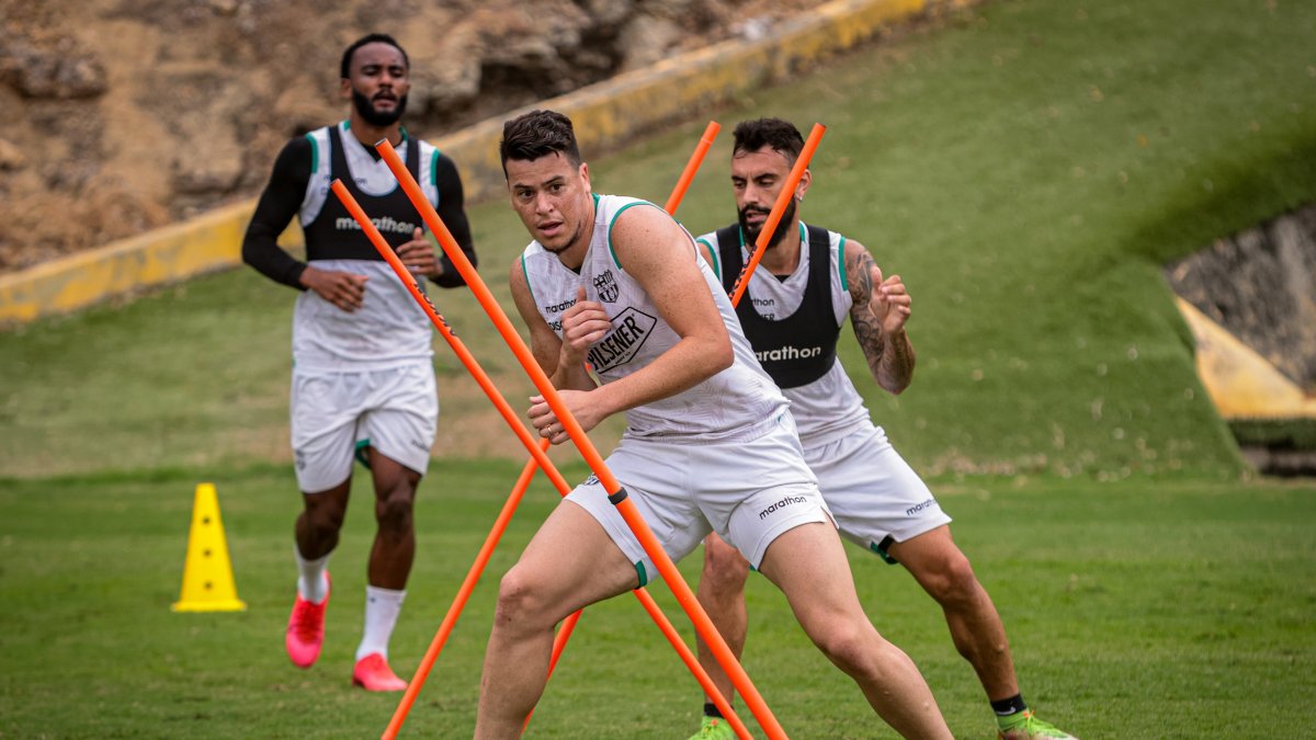 Carlos Rodríguez está recuperado y será titular esta noche ante Delfín.