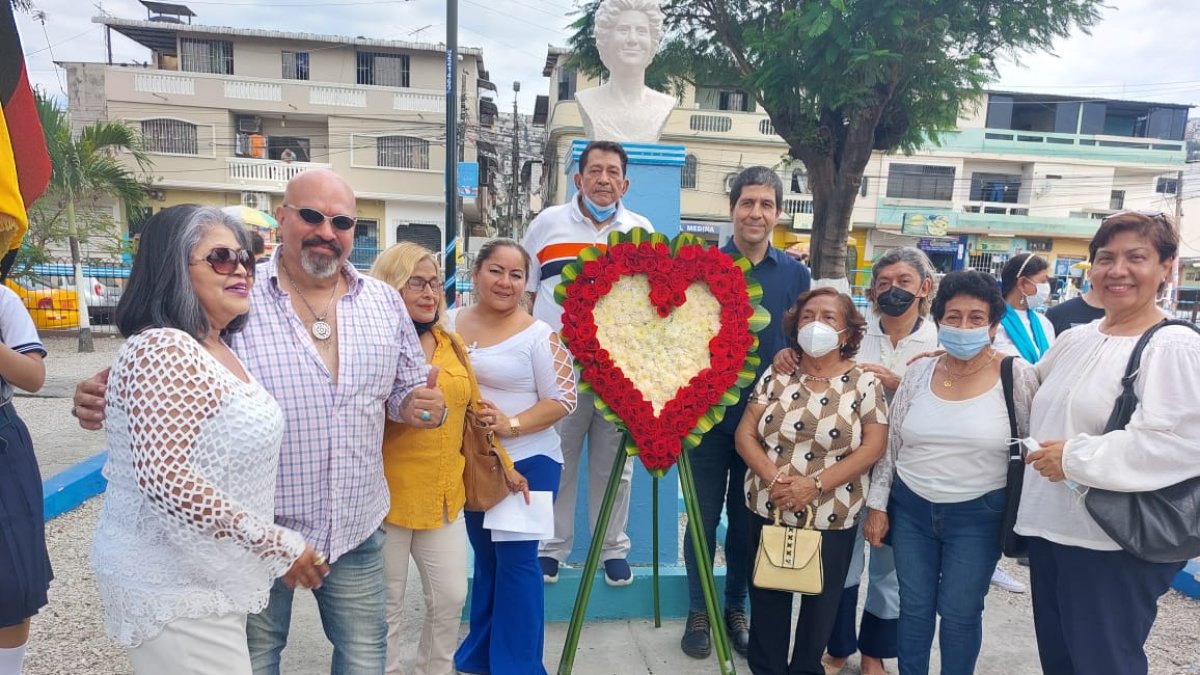 Comunidad. Los líderes barriales y moradores participaron en la jornada.