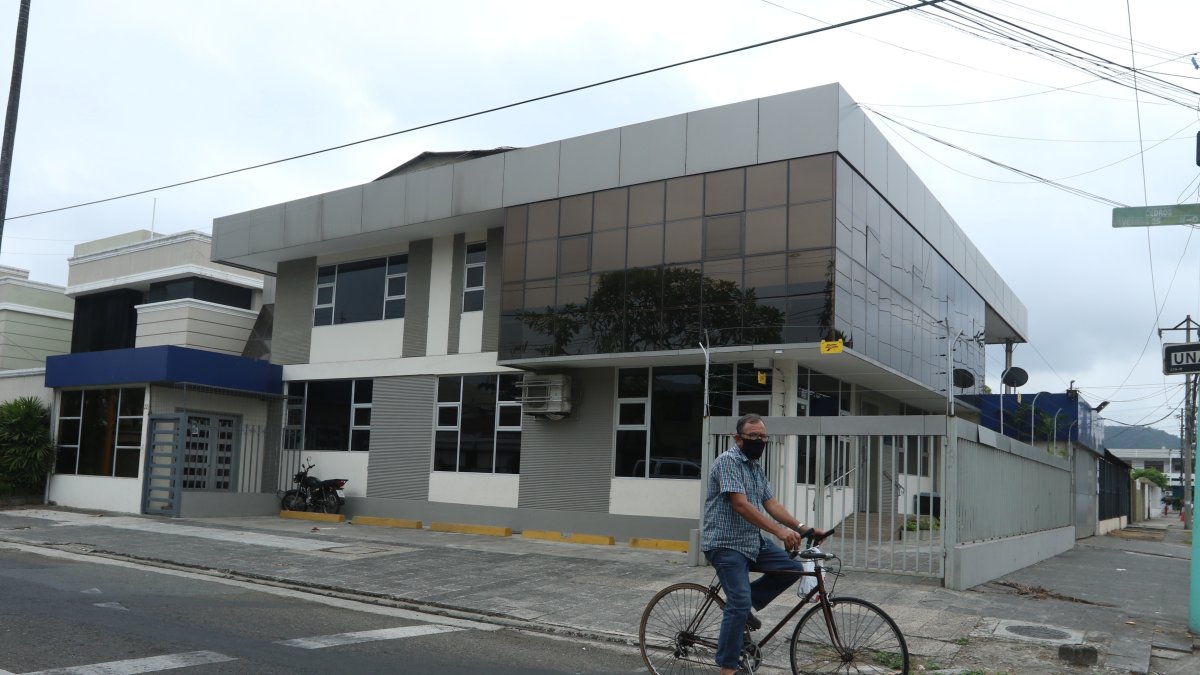 El domicilio de Urdesa central que registran las empresas ligadas a Juan Carlos Vásconez, que ganaron contratos, por cerca de $ 1 millón, en instituciones bajo administración socialcristiana.