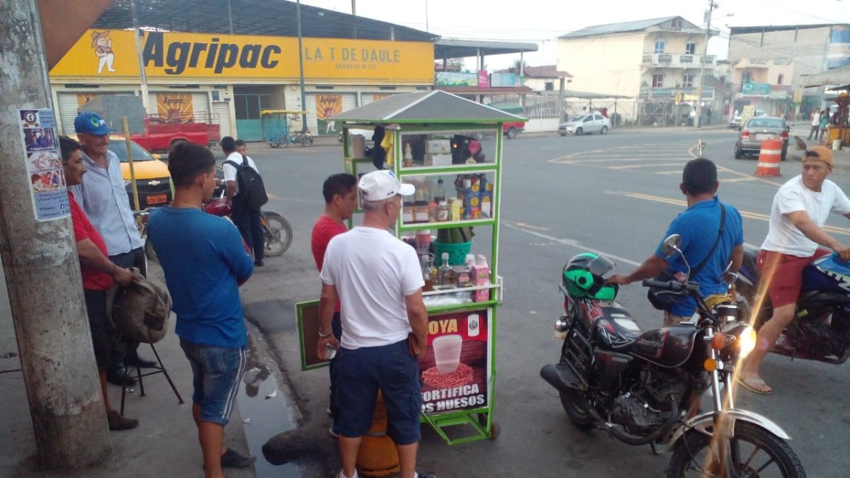 Pobladores de la T de Daule.