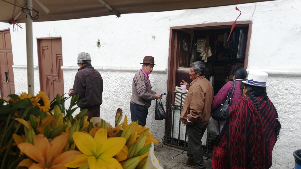 Su venta. La famosa bebida se comercializa en un local junto a la iglesia del Carmen de la Asunción.