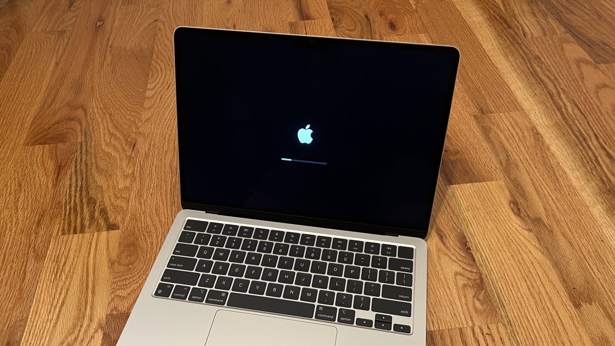Equipo.- Vista del nuevo MacBook Air de Apple, que viene con el chip M2 integrado.