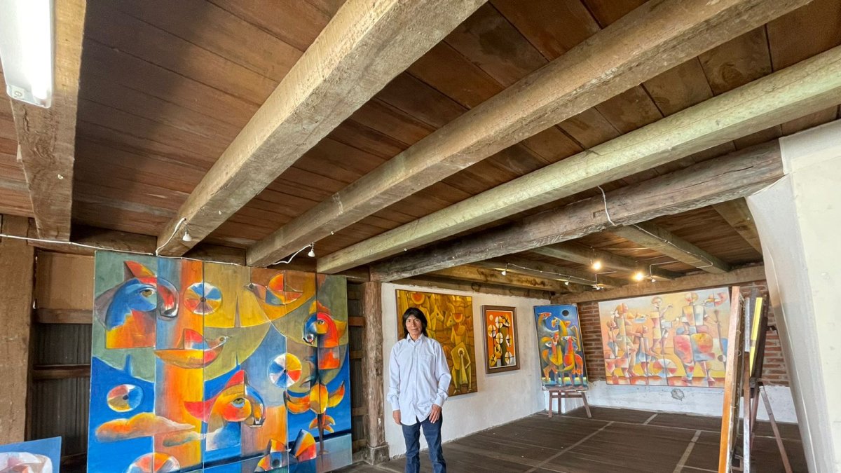 El artista presentará las exposiciones de arte en Las Peñas