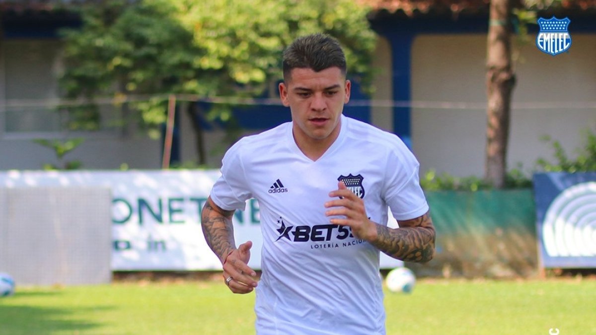 Diego García ya entrena con Emelec y podría ser considerado para medir a Guayaquil City.