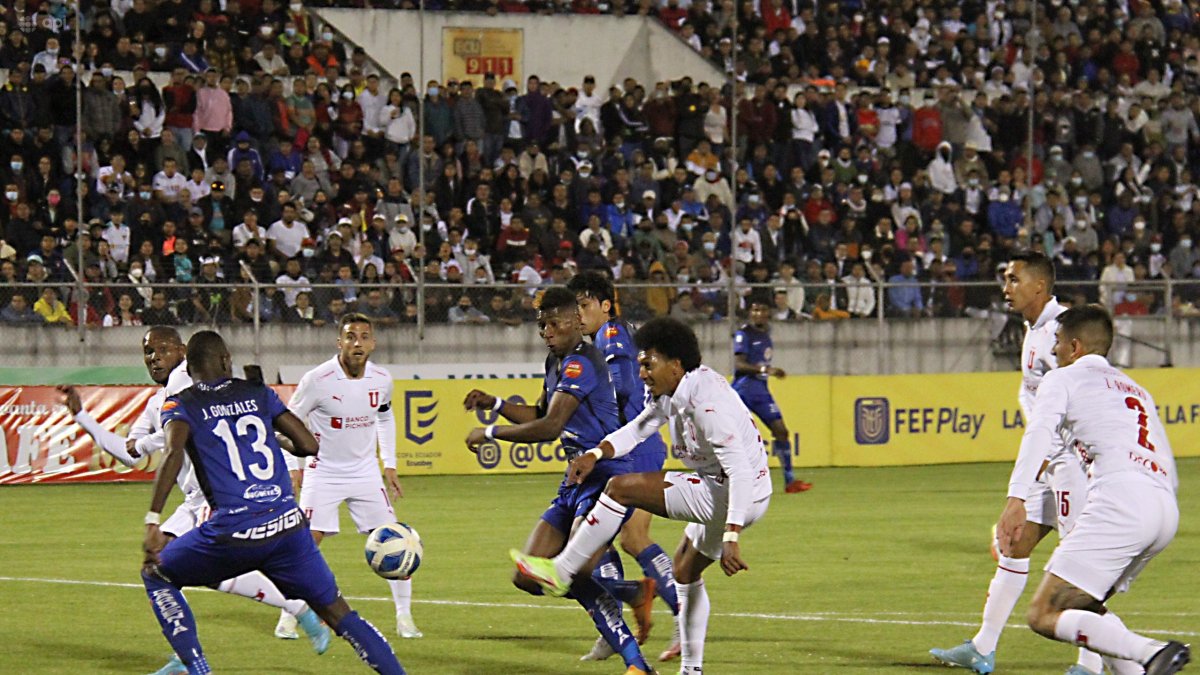 El equipo de Imbabura dio otro de los batacazos en esta Copa Ecuador y eliminó a Liga de Quito en Ibarra.