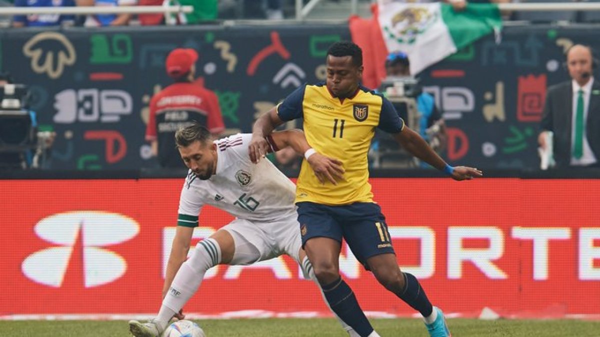 La selección nacional jugó en junio tres amistosos, contra México, Cabo Verde y Nigeria.