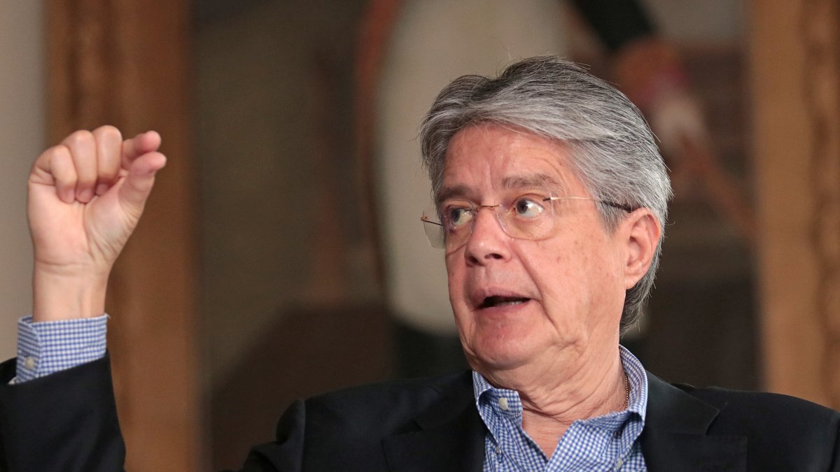 Entrevista al Presidente de la República Guillermo Lasso Mendoza, en uno de los salones de la Gobernación del Guayas en Guayaquil Agencia.