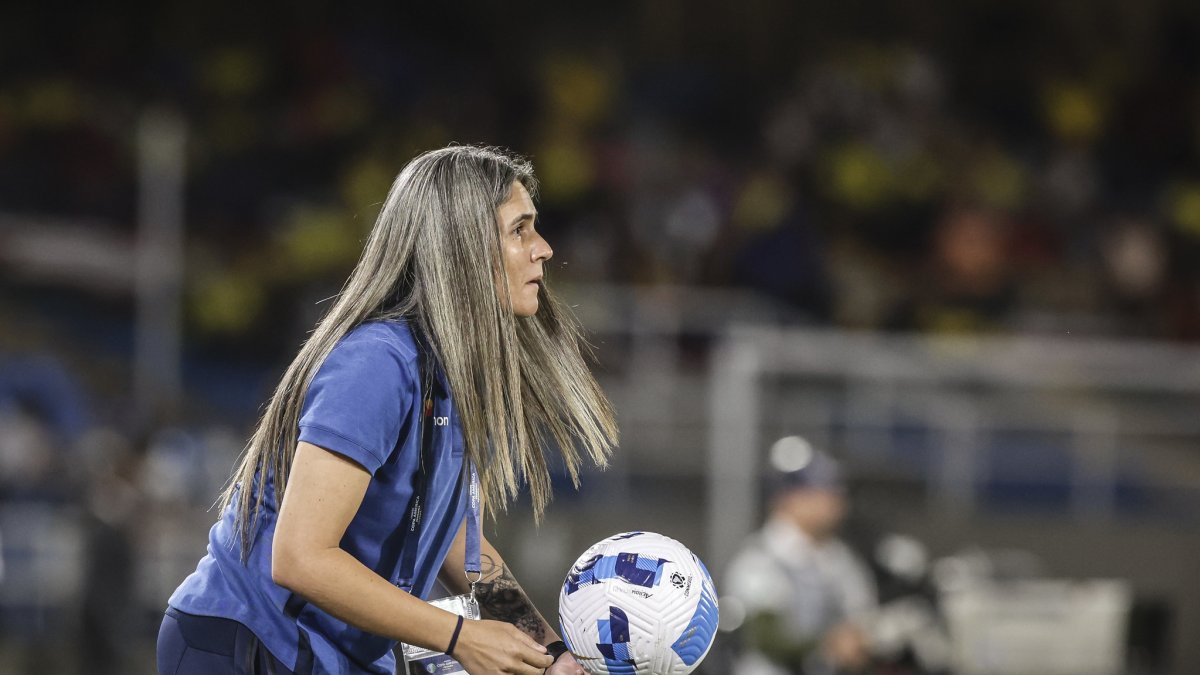 Emily Lima asumió como seleccionadora en diciembre de 2019. Defendió su trabajo en la Tricolor y resaltó el crecimiento de las futbolistas.