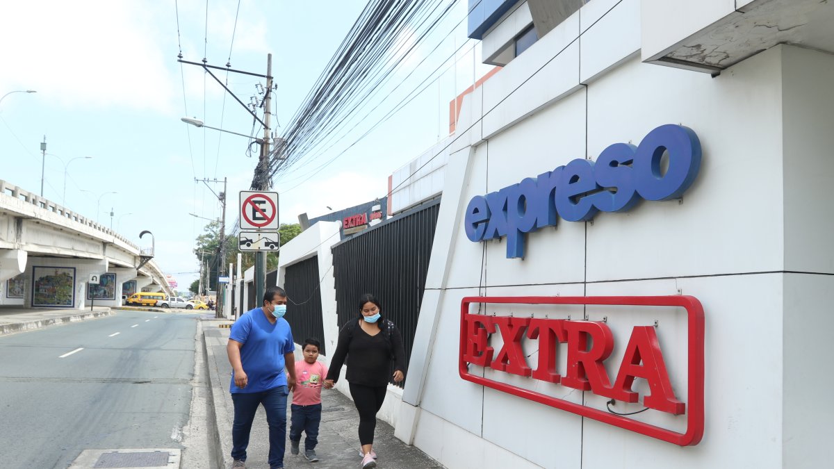 Presencia. Diario EXPRESO se ha mantenido cerca de la realidad de las familias guayaquileñas.