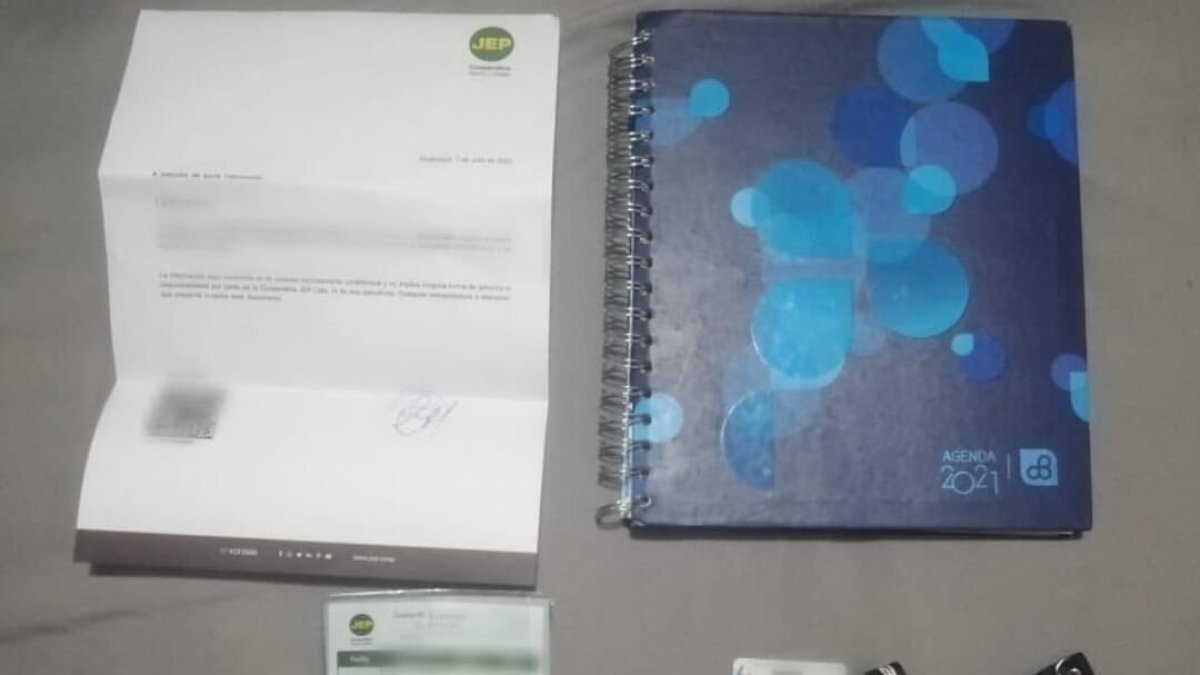 Los detenidos estarían relacionados en la oferta y exigencia de cargos públicos en diferentes entidades del Estado.