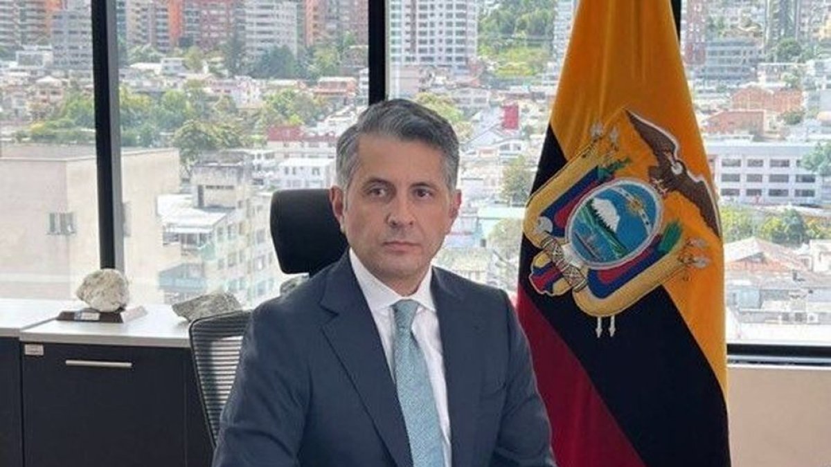 Funcionario. Jaramillo dijo que se debe a la ciudadanía 