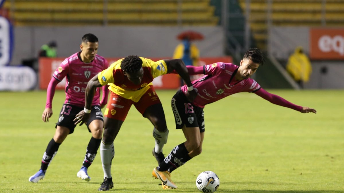 Los orientales golearon 5-0 al campeón en el Gonzalo Pozo.