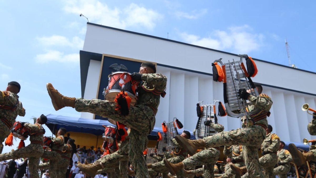 Desfile de La Armada del Ecuador.