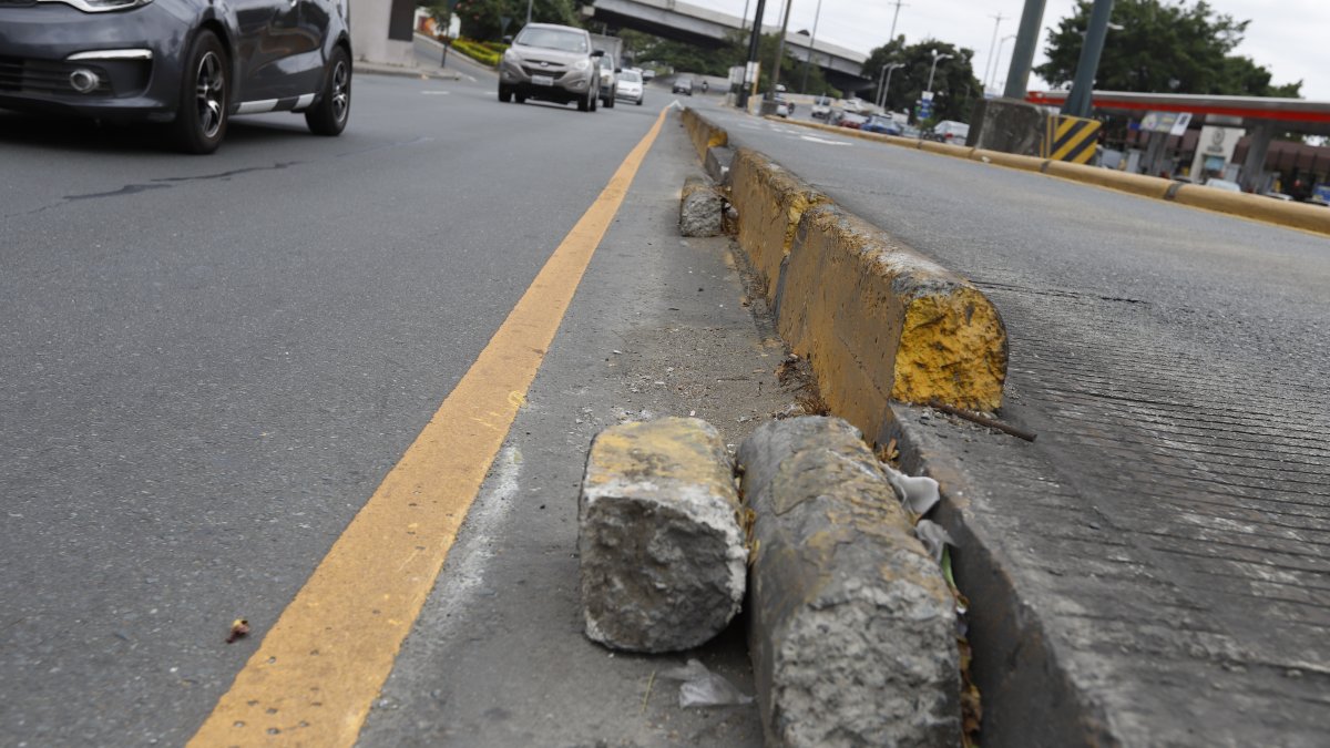 Hecho. Este daño está reportado en el kilómetro 3 de la vía a Daule.